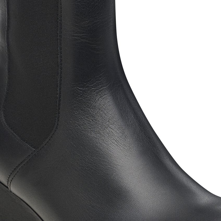 Ebba - Black Leather||Ebba - Cuir noir