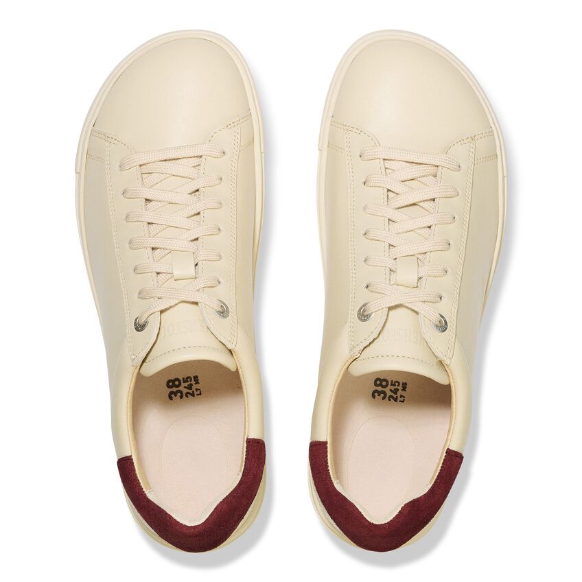 Bend Women - Eggshell/Zinfandel Leather and Suede||Bend pour femmes - Cuir et suède coquille d'oeuf/zinfandel