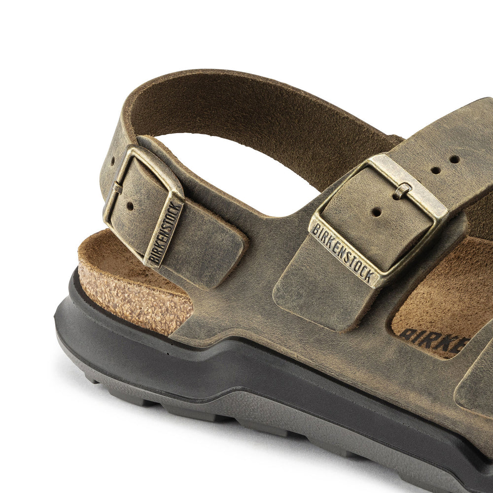 Milano CrossTown Men - Artic Old Faded Khaki Oiled Leather||Milano CrossTown pour hommes - Cuir huilé kaki défraîchi