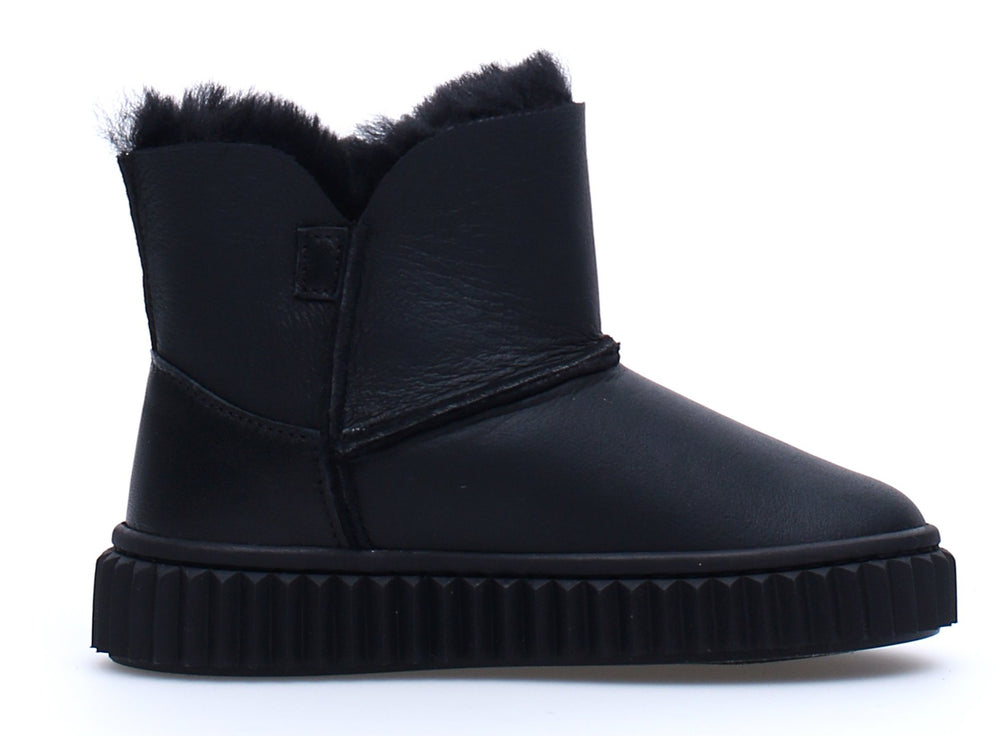 Greta - Black Shearling
