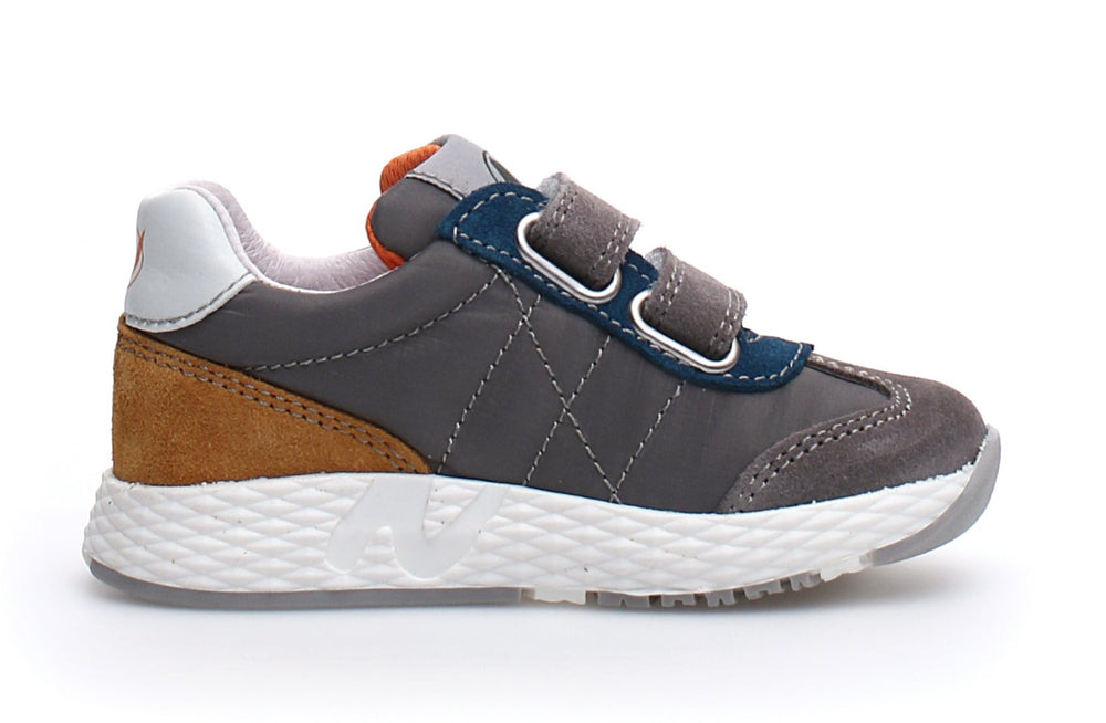 Jesko - Dark Grey Mais