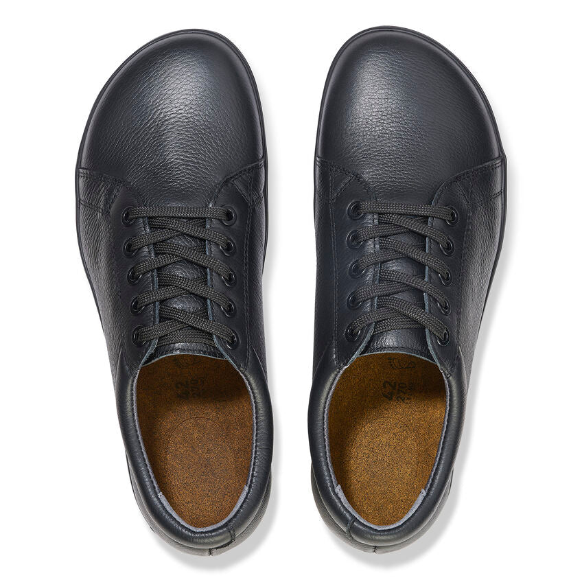 QO 500 - Black Leather with Black sole||QO 500 - Cuir noir avec semelle noire