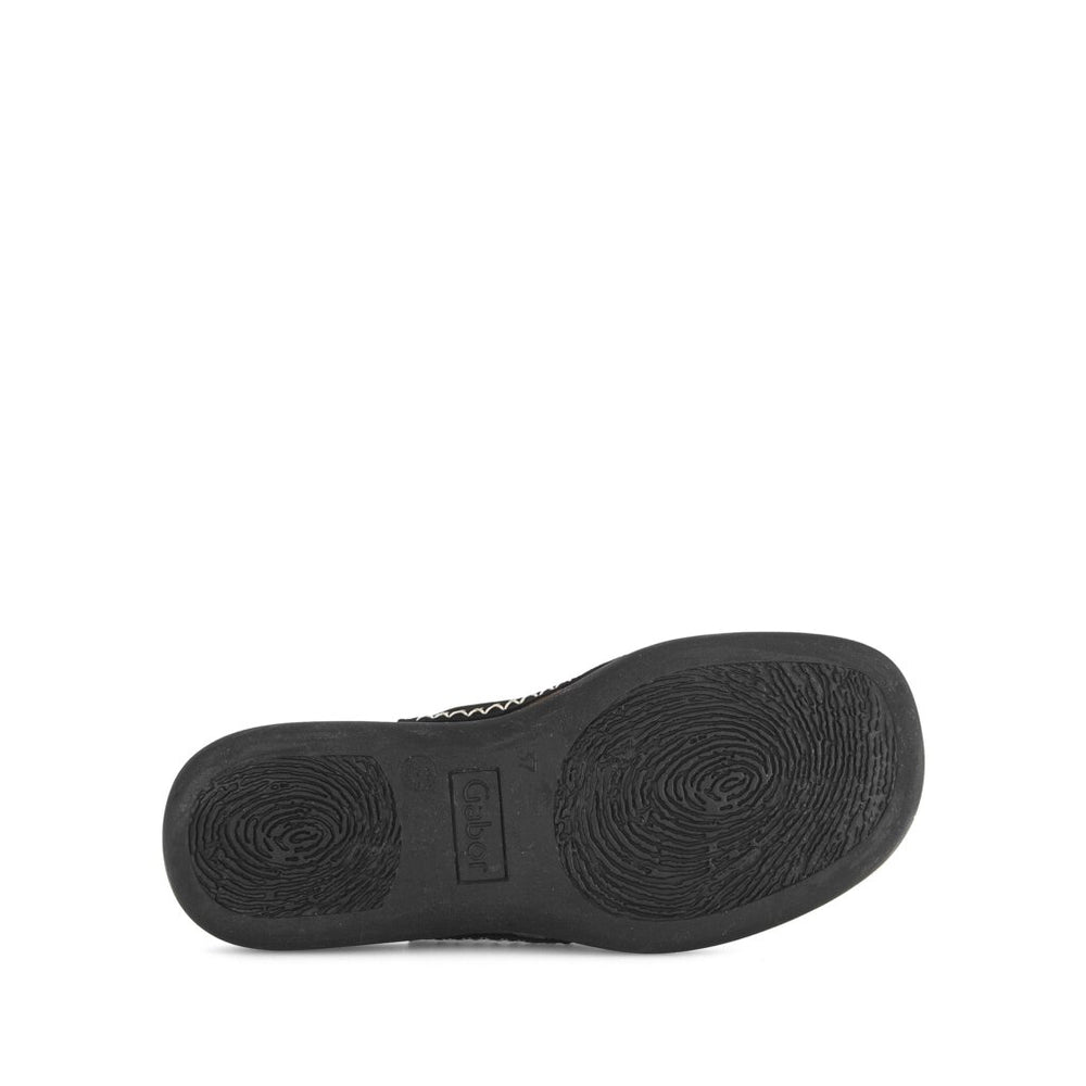 03.700.27 Sandal - Black Leather||03.700.27 Sandales - Cuir noir