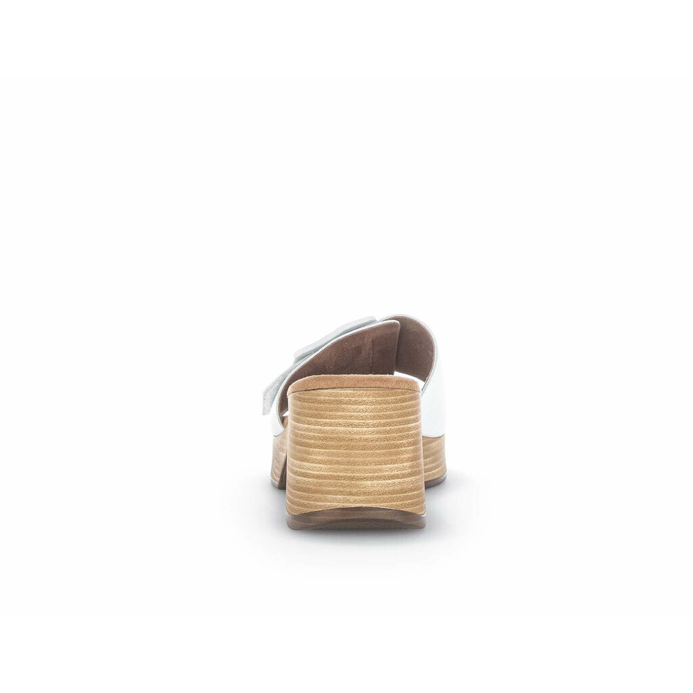 22.722.50 - White Leather||22.722.50 - Cuir blanc