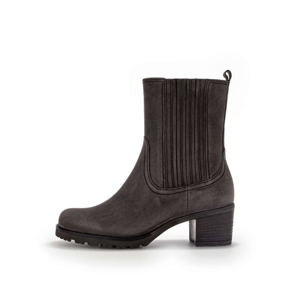 Gabor boots black clearance friday