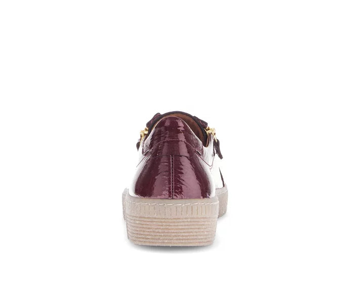 73.339.95 - Red Patent Leather||73.339.95 Cuir verni rouge
