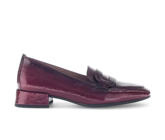 75.261.95 - Red Patent Leather||75.261.95 Cuir verni rouge