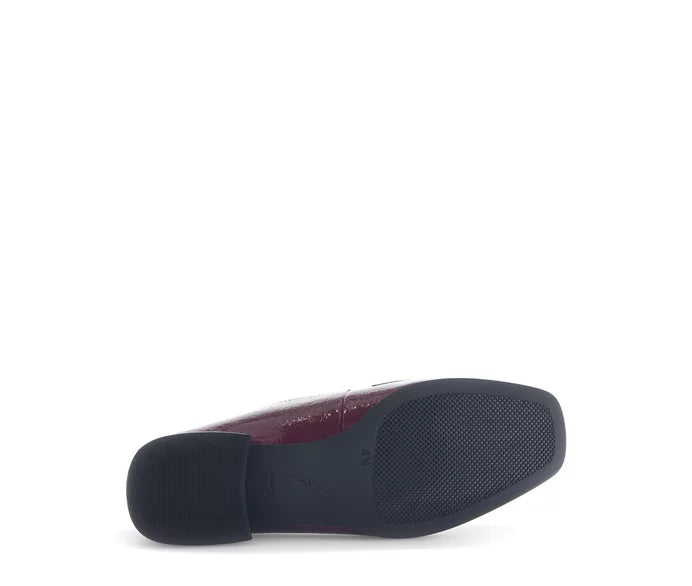 75.261.95 - Red Patent Leather||75.261.95 Cuir verni rouge
