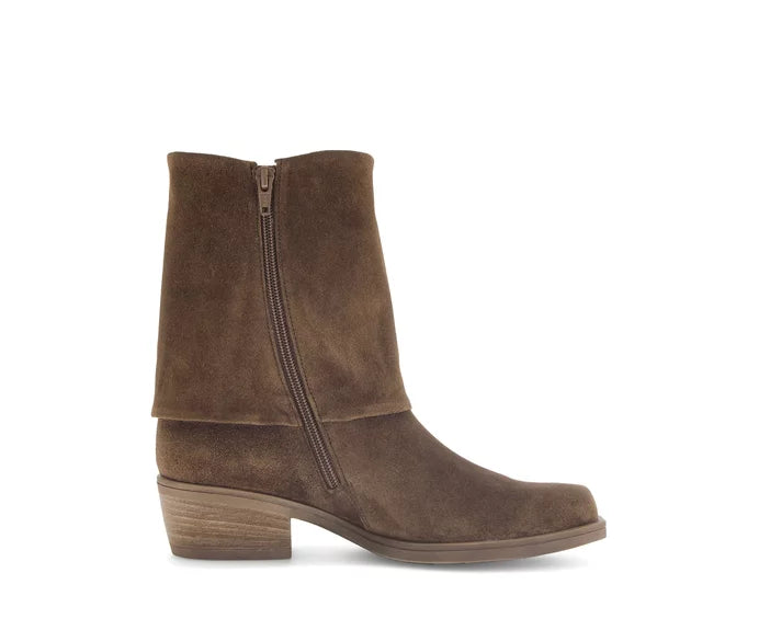 75.915.18 - Brown Suede||75.915.18 Suède brun