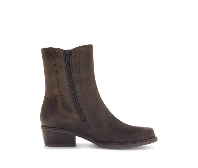 75.910.18 - Brown Suede||75.910.18 Suède brun