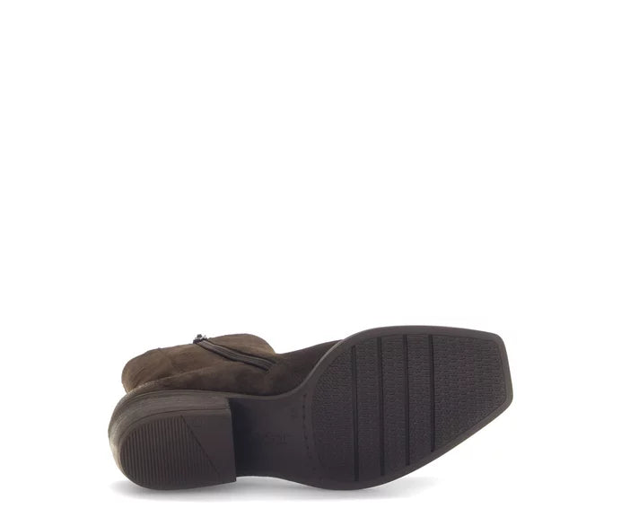 75.910.18 - Brown Suede||75.910.18 Suède brun