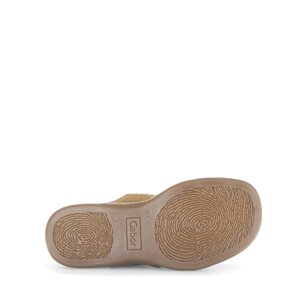 83.702.83 Sandal - Beige Textile||83.702.83 Sandales - Textile beige