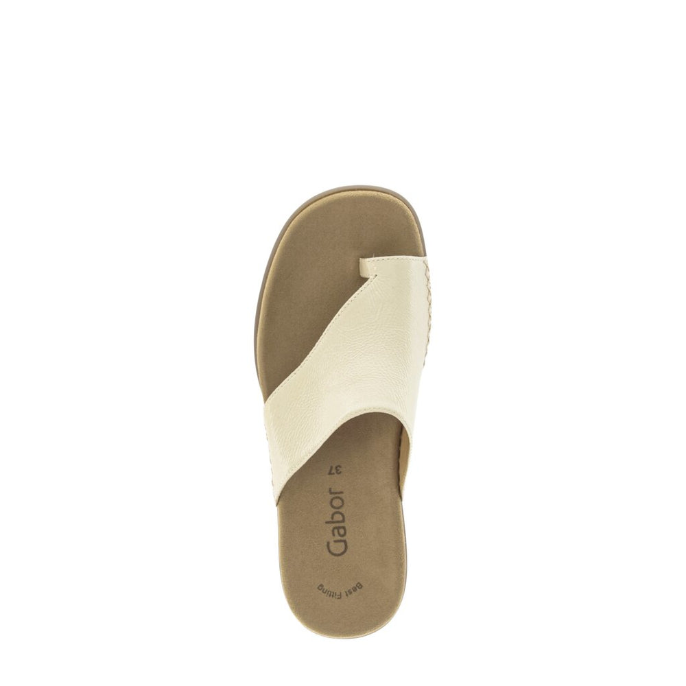 83.700.93 Sandal - Patent Beige Leather||83.700.93 Sandales - Cuir beige patent