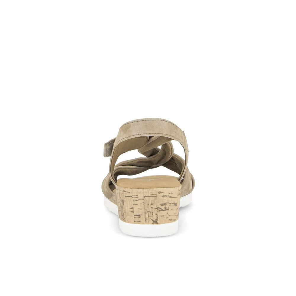82.761.30 Sandal - Beige Suede||82.761.30 Sandales - Suède beige