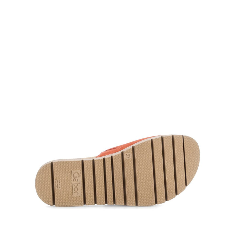 83.742.15 Sandal - Red Suede||83.742.15 Sandales - Suède rouge