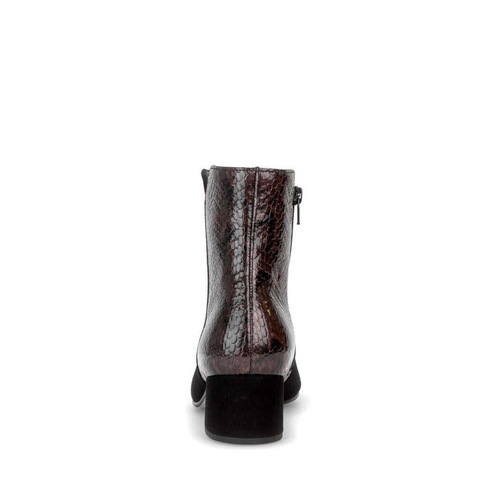 Sharon - Black Suede||Sharon - Cuir noir