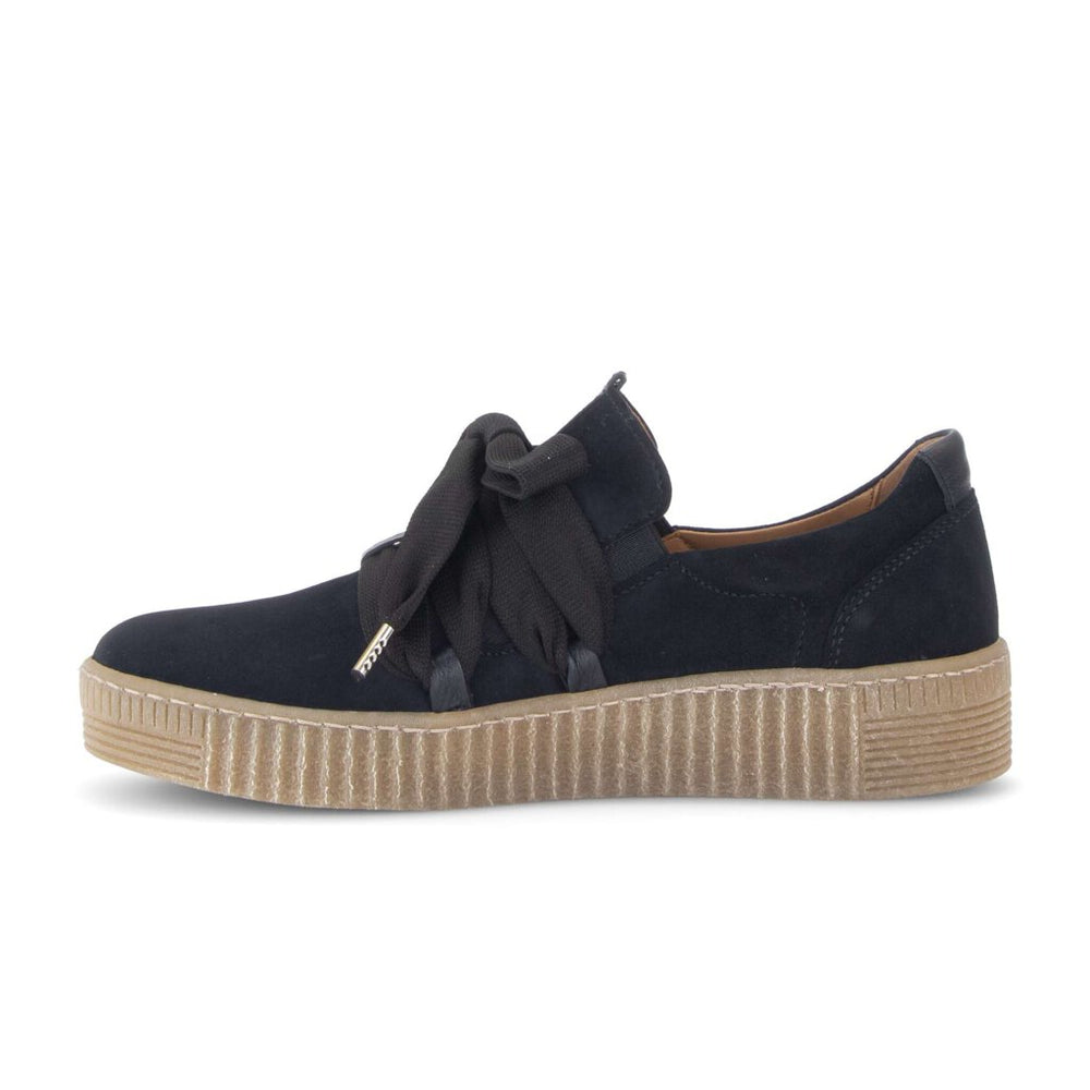 Dora - Blue Suede||Dora - Suède bleu