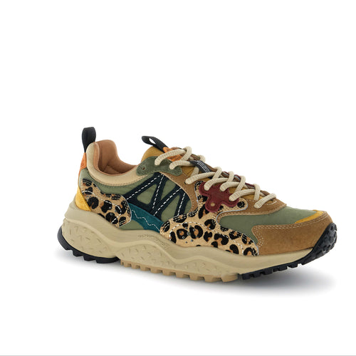 Solin - Brown-Military-Black-Pony||Solin - Brun-militaire-noir