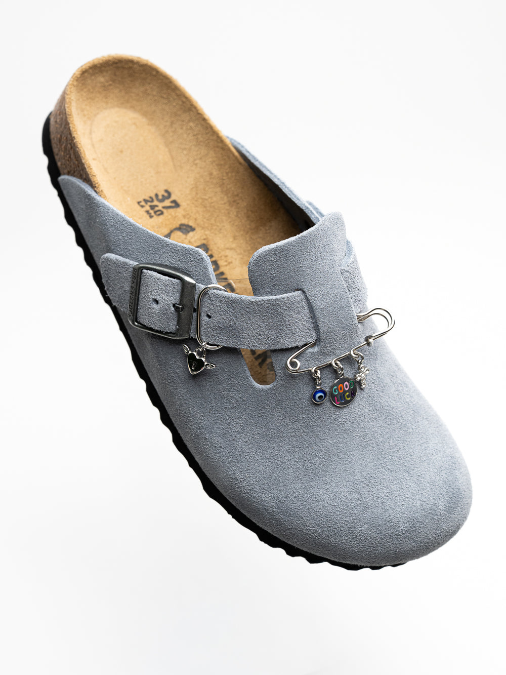 Card Adjustable Loop Shoe Charm - Silver||Carte breloque à chaussures ajustable - Argent