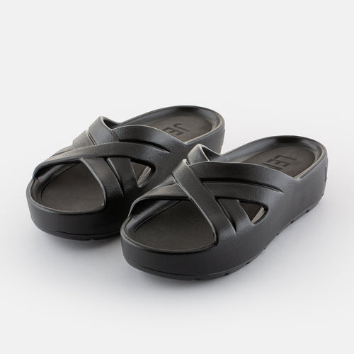 Moony - Black
