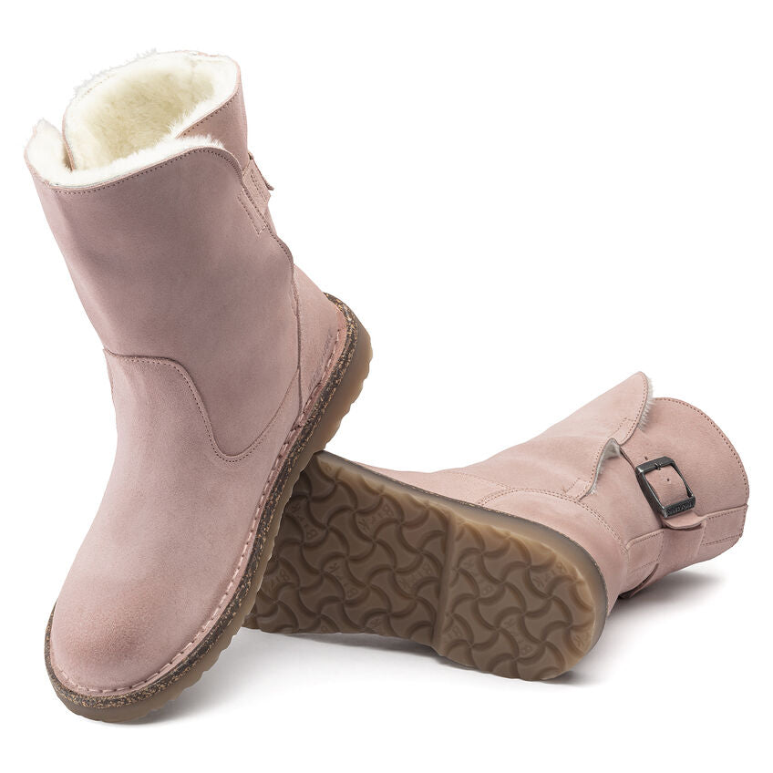 Uppsala - Soft Pink Suede Shearling||Uppsala - Suède fourrure rose douce