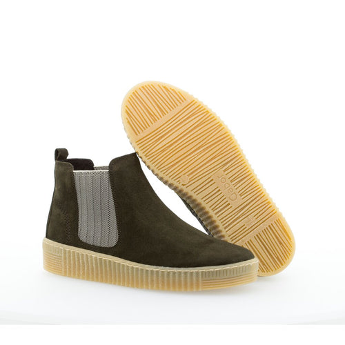 53731.11 - Green Suede