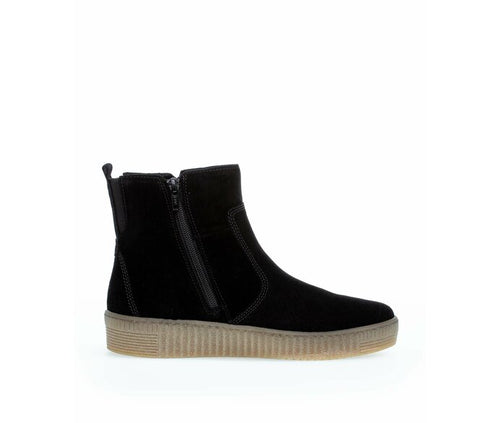 73737.17 - Black Suede