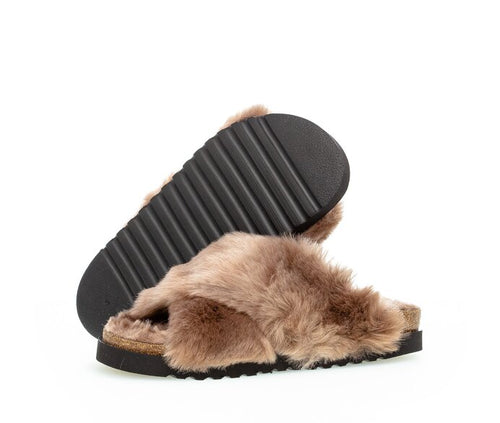 73016-10 - Pink Faux Fur
